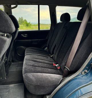 HYUNDAI TERRACAN 2.9 CRDi 4x4 NOVÁ STK/EK - 10