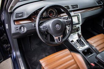 Volkswagen Passat Variant 2.0 TDI 170k Highline 4MOTION DSG - 10