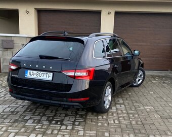 Škoda superb combi 3fl 2022 2.0TDI SCR DSG - 10
