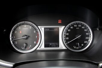 Suzuki Vitara 1.6 VVT 2WD / 88kW / M5 / 2016 - 10