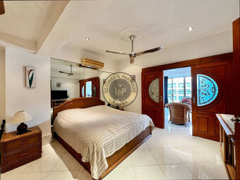 Thajsko-Pattaya- veľký 2 izbový apartmán-Sombat Condotel - 10