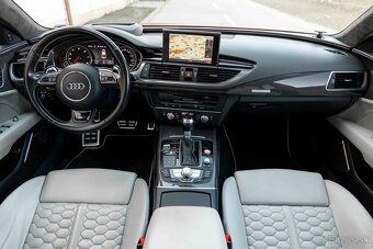 AUDI RS7 - 10