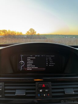 BMW 320d E91 LCI A/T - 10