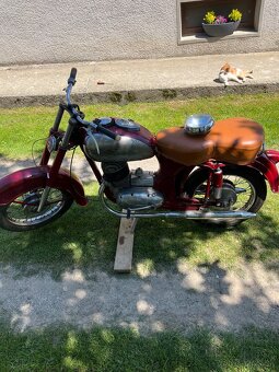 Jawa ČZ 175 - 10
