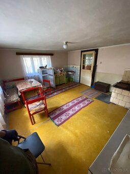 Rodinný dom v obci Slavoška - 10