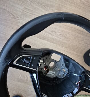 SKODA MULTIFUNKČNÝ VOLANT VYHRIEVANY, PADLAMI DSG A AIRBAGOM - 10