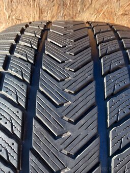 315/35 r21 zimne pneumatiky - 10