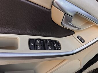 VOLVO XC60,4#4 - 10