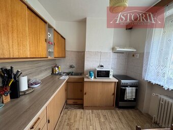 PREDAJ Rodinný dom v centre mesta Turany, s krásnym pozemkom - 10
