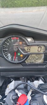 Suzuki V-Strom 650 - 10