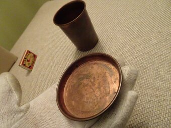 Predám starožitný MEDENÝ POHÁR s patinou - 10