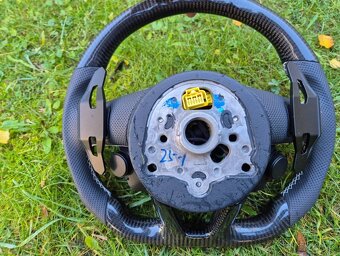 -AUDI R8 VOLANT SPORTOVY START/STOP - DRIVE SELECT - 10