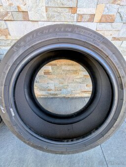 Letné pneu na Teslu 235/45 R18 - 10