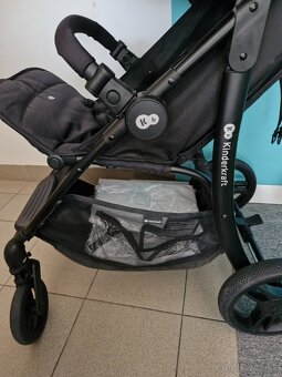 Cierny sportovy kocik Kinderkraft Askoy, Univerzalna baza - 10