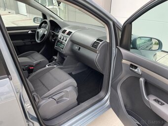 Volkswagen Touran 2.0 TDI DSG Sportline Facelift - 10