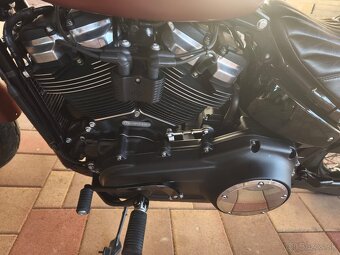 Harley Davidson Street Bob - 10