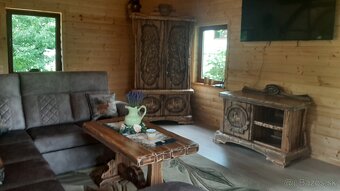 Drevená skriňa Poľovnicke motivy 180×220cm - 10