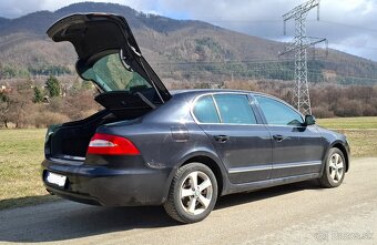 Predám Škoda Superb 1.8T 4x4 sedan - 10
