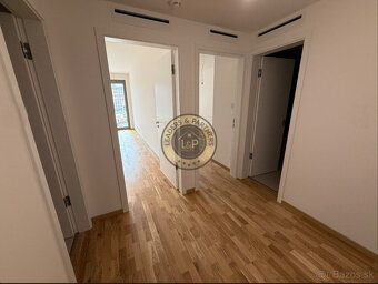 Predaj 2i vysoký štandard,apartmán Metropolis Bratislava - 10