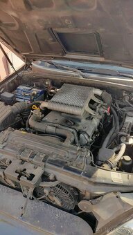 Hyundai Terracan 2.9CRDi 120kw AUTOMAT - 10