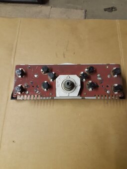 Škoda 100 -100 plast nd . - 10