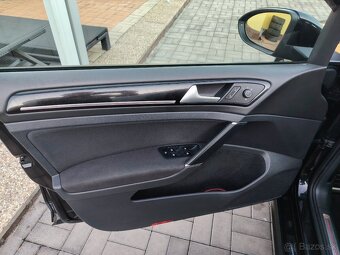 VW Golf 7 GTI 2.0TSI 162Kw M6 2015 - 10