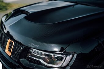 JEEP GRAND CHEROKEE SRT 6.4 HEMI V8 - 10