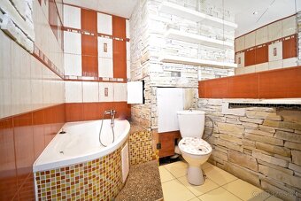 Na predaj 3izb byt s balkónom - 10