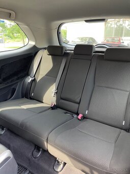 Toyota Auris 2010 - 10