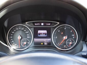 Mercedes-Benz GLA 200 d 4MATIC A/T - 10