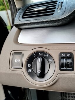Volkswagen Passat 2l 103 kw r.v 2007 - 10