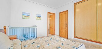 Španělsko – Orihuela Costa, Playa Flamenca Dům 4+1 s terasou - 10