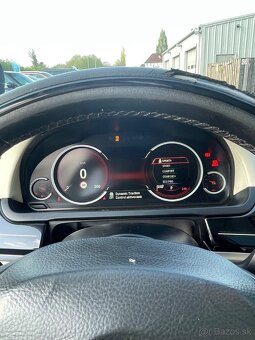 Predám BMW 740d 3.0 Twinturbo 4x4 230 kW v ciernej perle - 10