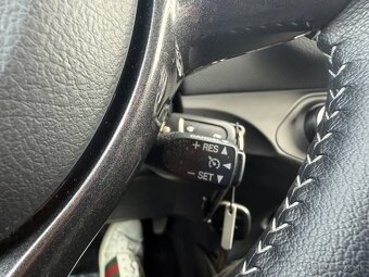 Toyota Yaris 1.5 VVT-iE Active - 10