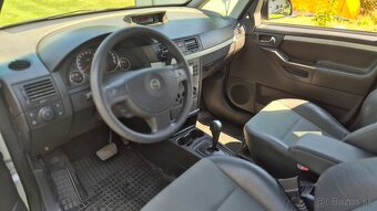 Opel Meriva automat benzín - 10