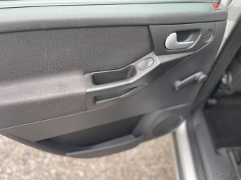 Opel Meriva 1,3 cdti  Najazdených originál len 70.000km - 10