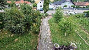 Na predaj 4-izbový poschodový rodinný dom s pekným pozemkom - 10