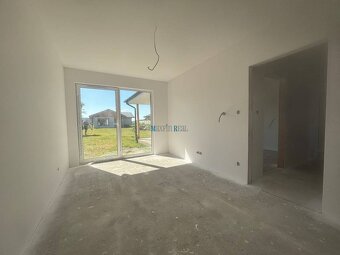 Novostavba RD - holodom - Malý Cetín - 10