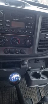 Ford Transit 2.4td 9 miest - 10
