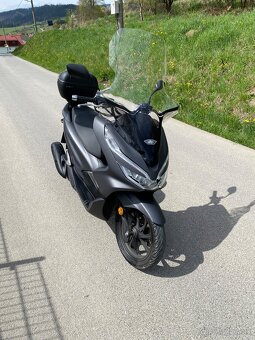 Honda PCX 125 r.v. 2020 - 10