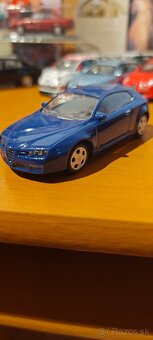Model 1 :43 - 10