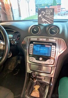 Ford Mondeo MK4 - 10