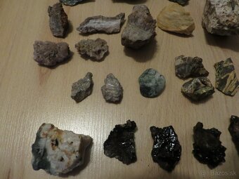 Rôzne minerály zo Slovenska - 10