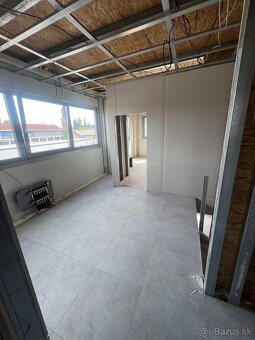 Výrobná hala so zázemím 288/144m² sklad - kancelárie - 10