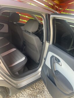 Volkswagen Polo Cross 1.6 TDi - 10