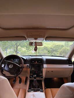 Volkswagen Touareg 3.0 tdi - 10