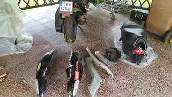 Predám skúter Aprilia - 10