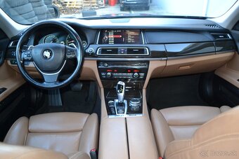 BMW Rad 7 740xD - 10