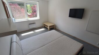 2-izbový byt s balkónom - Nábrežie - 10