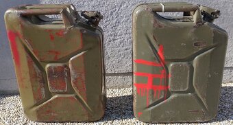 Plechové kanistre (bandasky) - 10